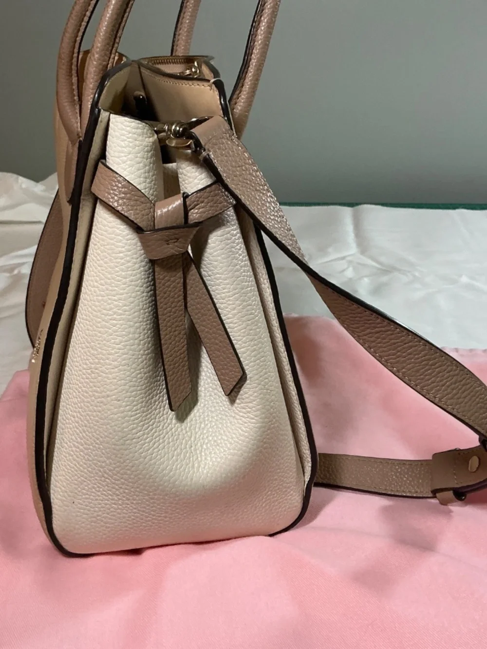 Kate Spade satchel w storage bag